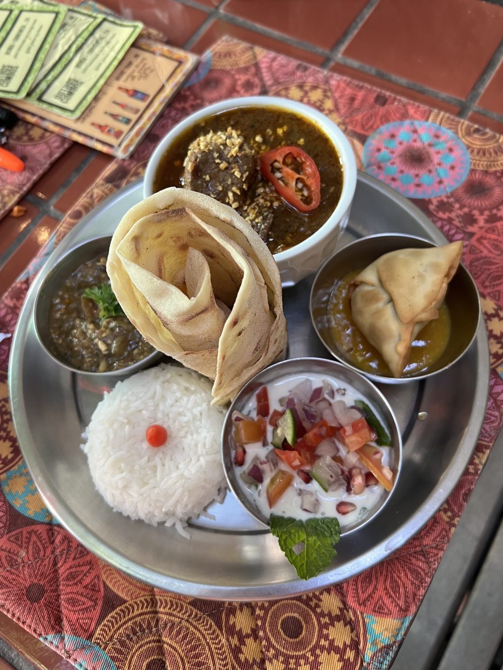 Pépite : le resto à ne pas manquer près de l&rsquo;escalier Selarón